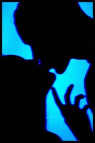 CM Silhouette kiss.JPG (9979 bytes)