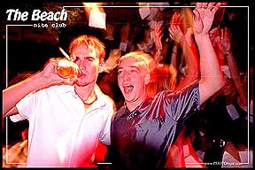 LV Beach Stale & Mike.jpg (24584 bytes)