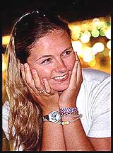 LV South Africa Louise 3.jpg (19879 bytes)